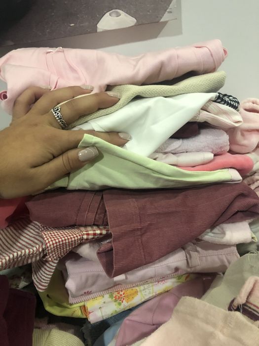 Lote de roupa de menina