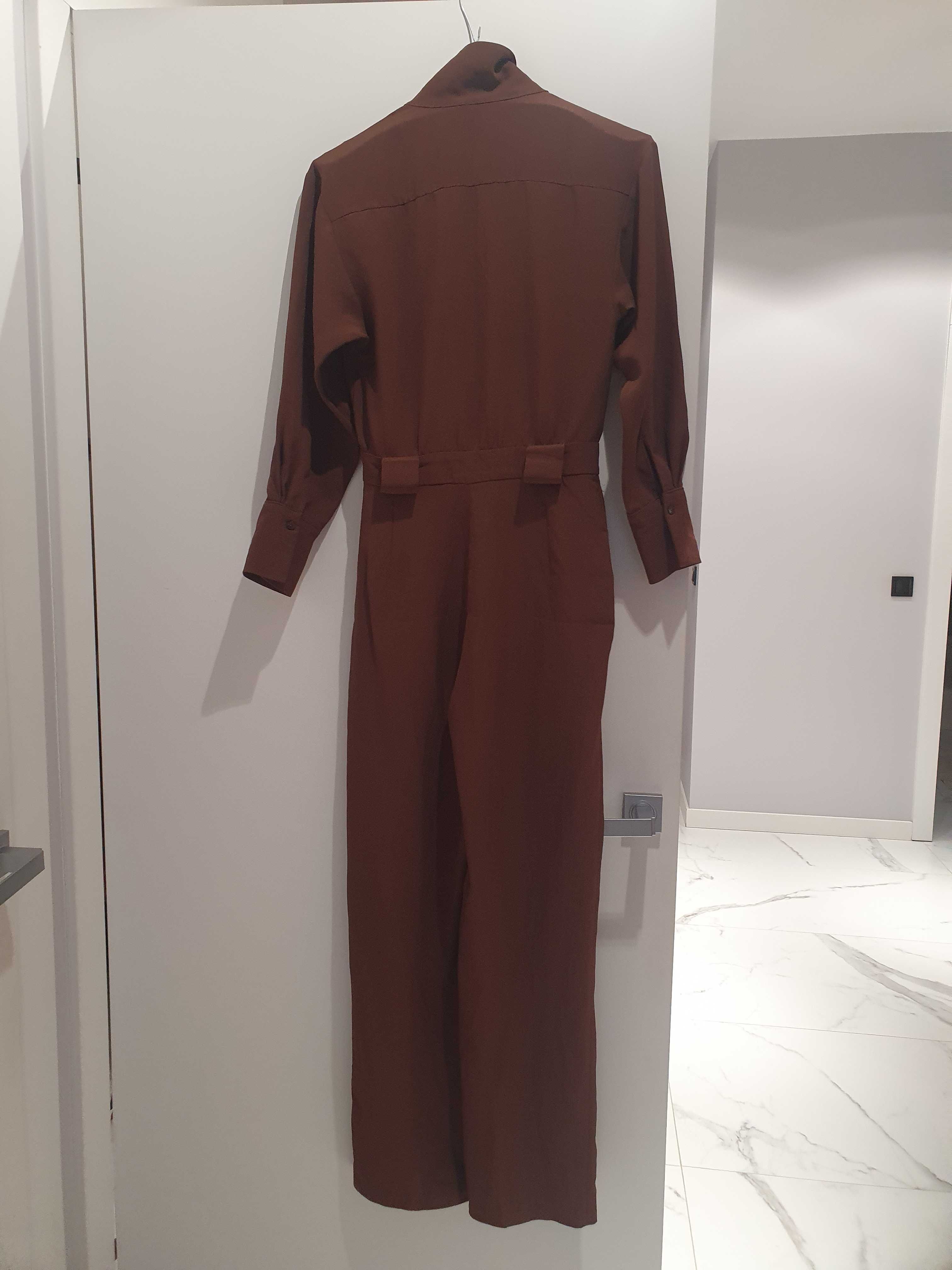 Brązowy kombinezon Massimo Dutti