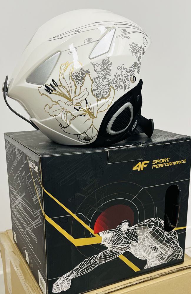 Kask Narciarski 4F Biały Nowy