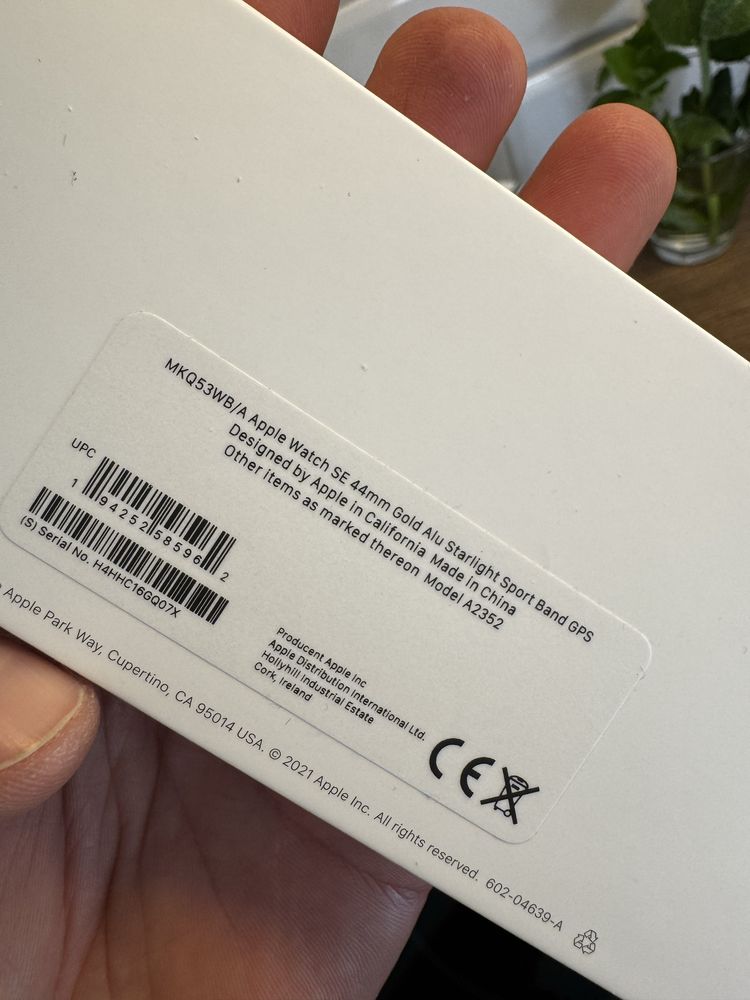 Sprzedam Apple Watch SE 44mm Gold GPS