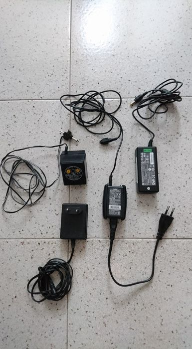 Lot 1 Transformer, 2 Adapters, Charger64741111987714122