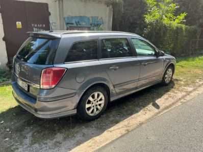 Opel Astra combi 2007r 1.6 benz z gazem