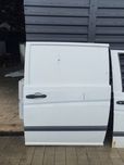 Дверка блкова ліва Mercedes-Benz Vito w639 viano 111 112 115