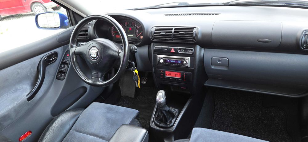 Seat Toledo 2.3 V5 klima alu alkantara ładny z Niemiec zarejestrowany