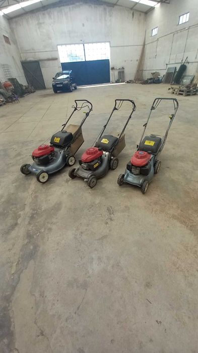 Corta relvas Honda easy start em bom estado, 1 só dono, mesmo relvado