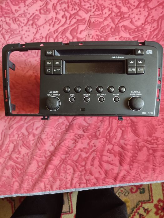 Автомагнитола HU-650 cd volvo s60 1 v70 2 xc70 30745812 оригинал