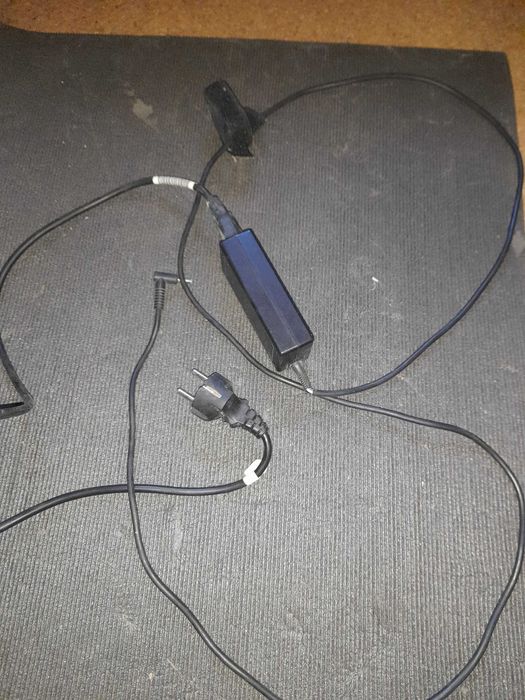 HP Pavilion 15-ck002np Intel® Core i7 i7-8550U + Nvidia 940MX