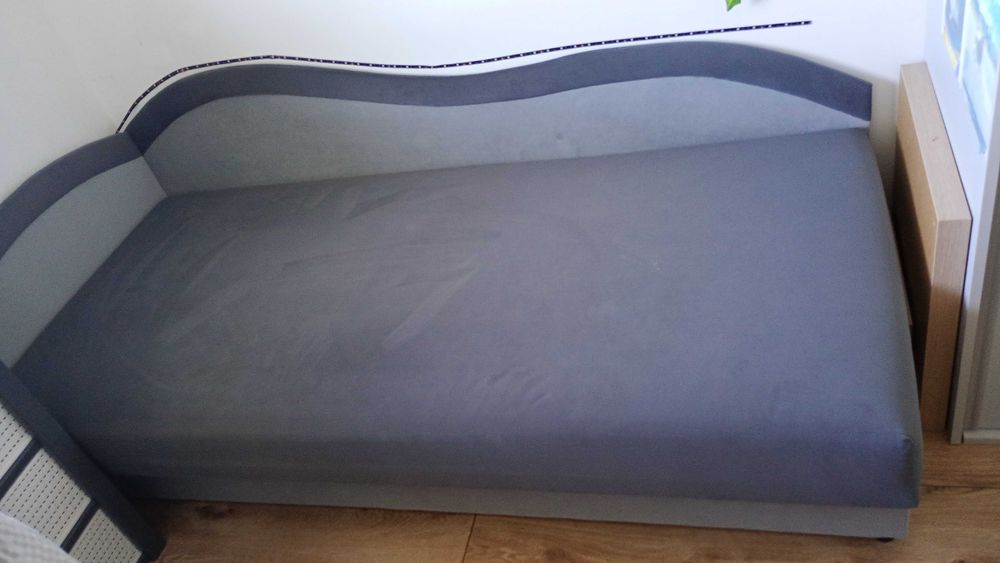 Tapczan jednoosobowy