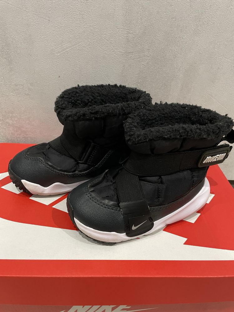 Дитячі черевики Nike