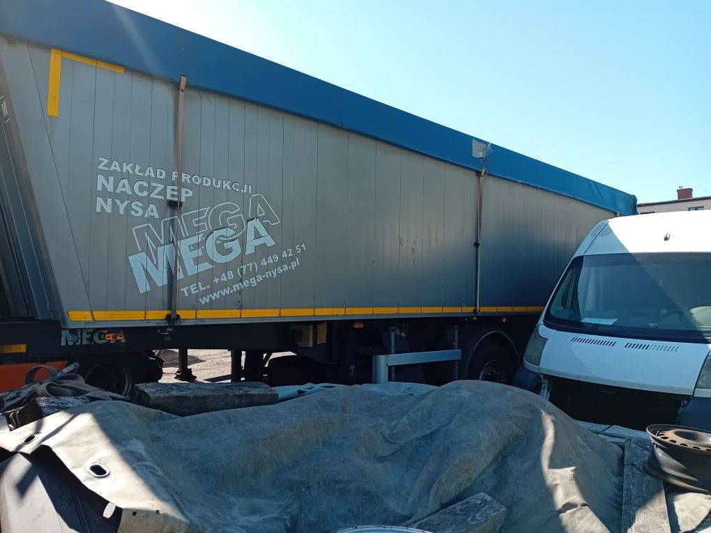 Naczepa Wywrorka Mega Aluminiowa 40m Klapo-drzwi  1-właściciel