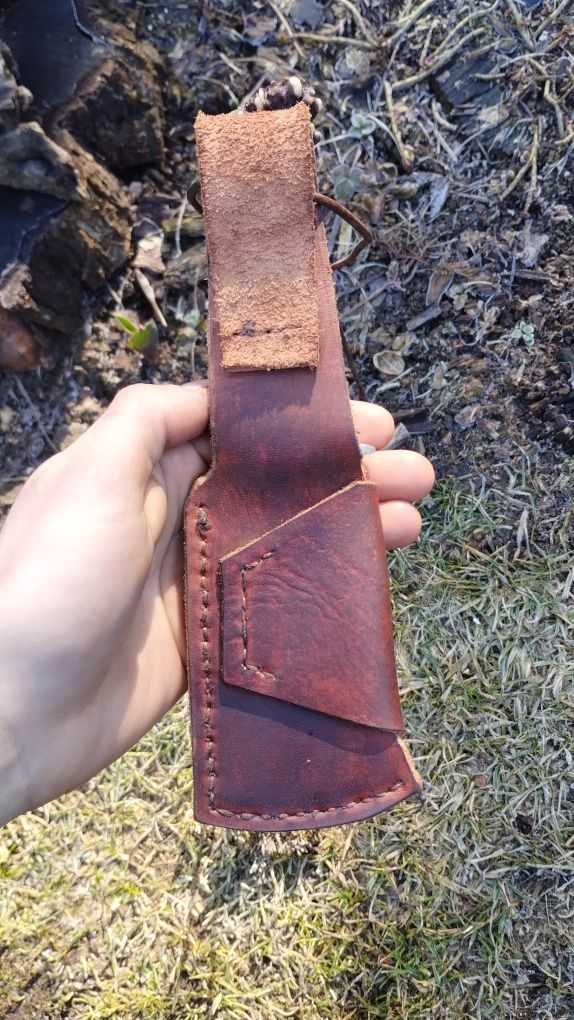 Ręcznie wykuty nóż/ mały tasak / rzeźbiona rękojeść / knifemaking