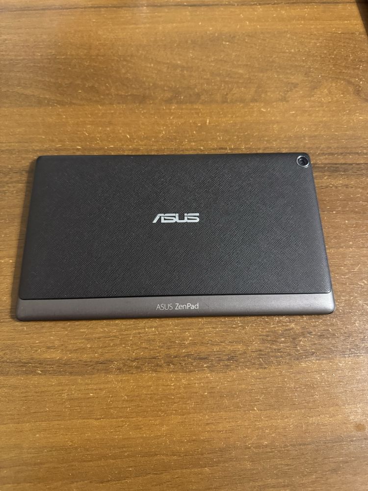 Продам планшет Asus ZenPad 8.0