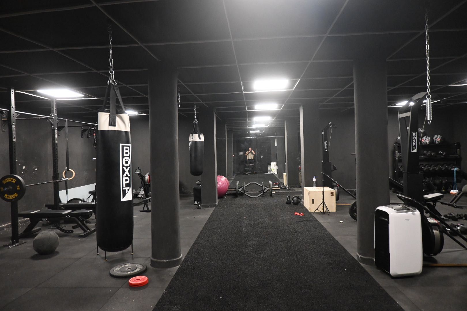 Ginásio completa - BOXPT, para levantamento em Costa da Caparica.
