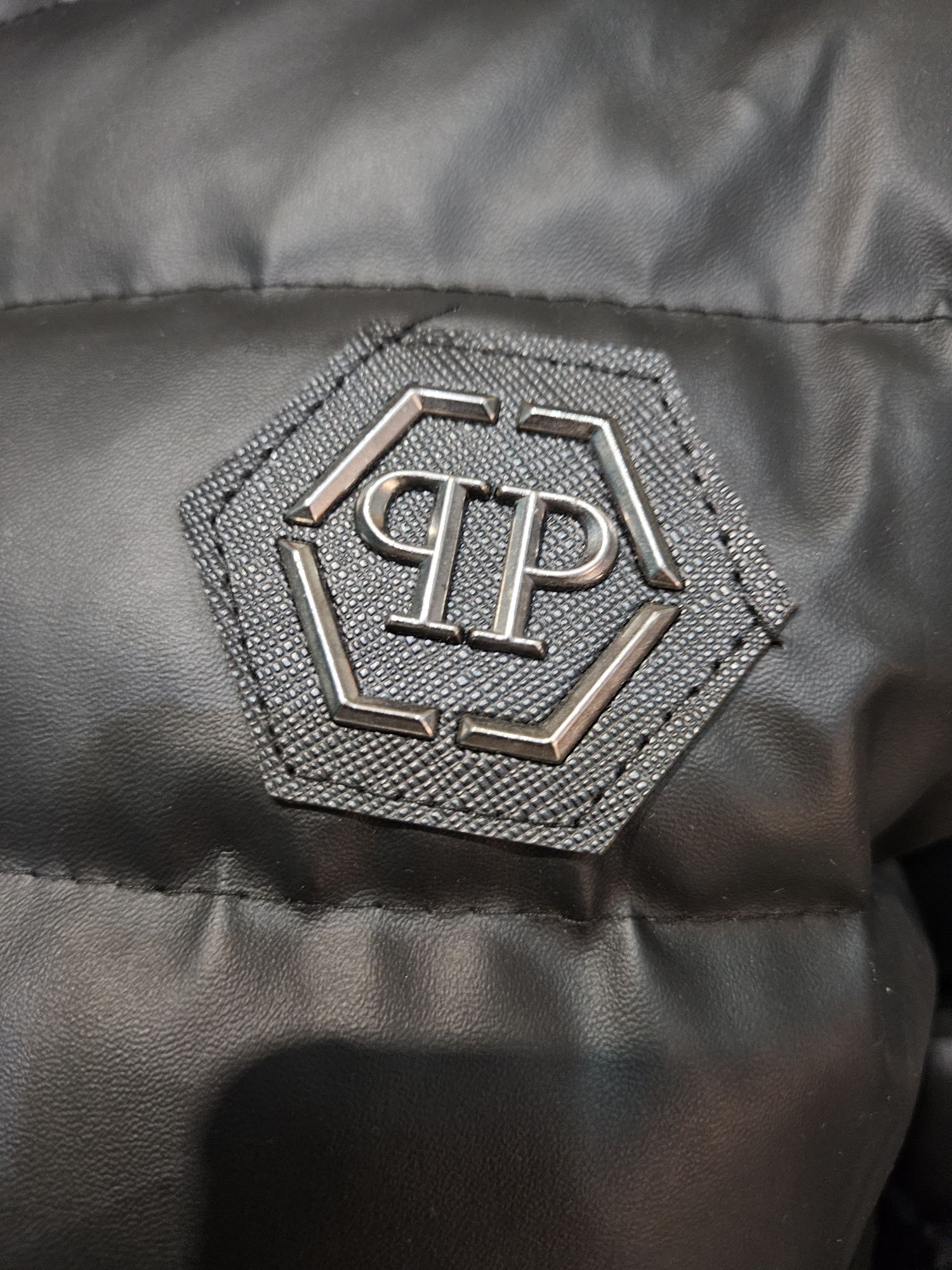 Philip Plein kurtka zimowa.