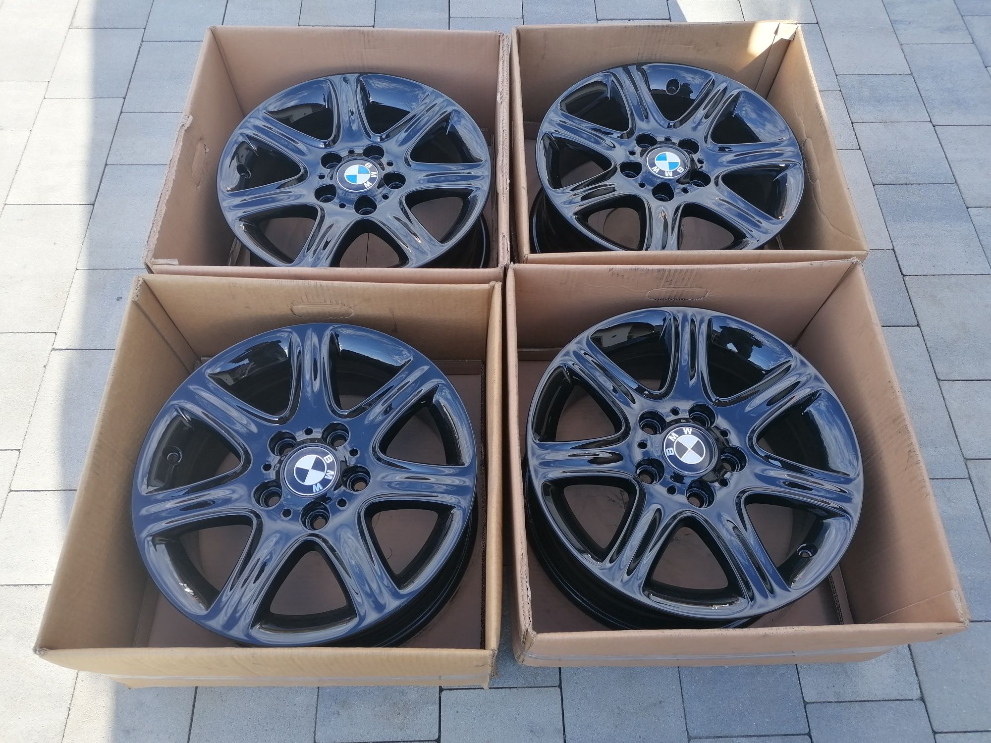 #211 Alufelgi R16 BMW E81 E82 F20 F21 F22 F23 F40 Mini R60 Paceman