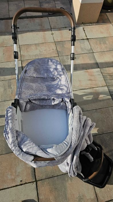 Wózek Espiro NEXT spacerówka, gondola i śpiworek