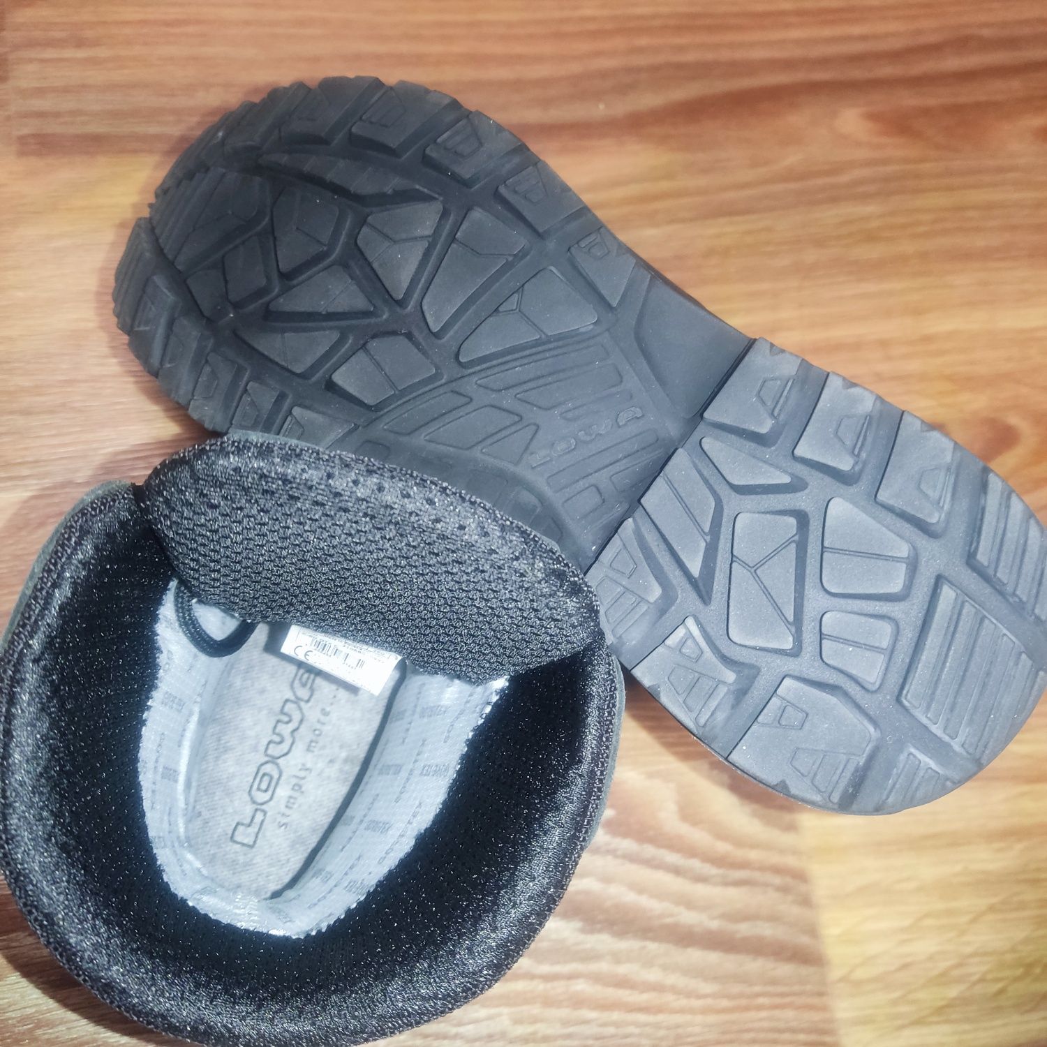 Ботинки "Lowa Z-8N GTX C" Black. Gore-tex