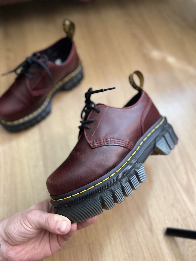 туфли лоферы полуботинки кожаные на платформе dr Martens оригинал 36