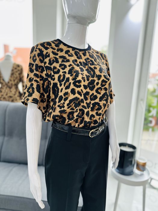 Sprzedam 1 manekin pełnopostaciowy białe