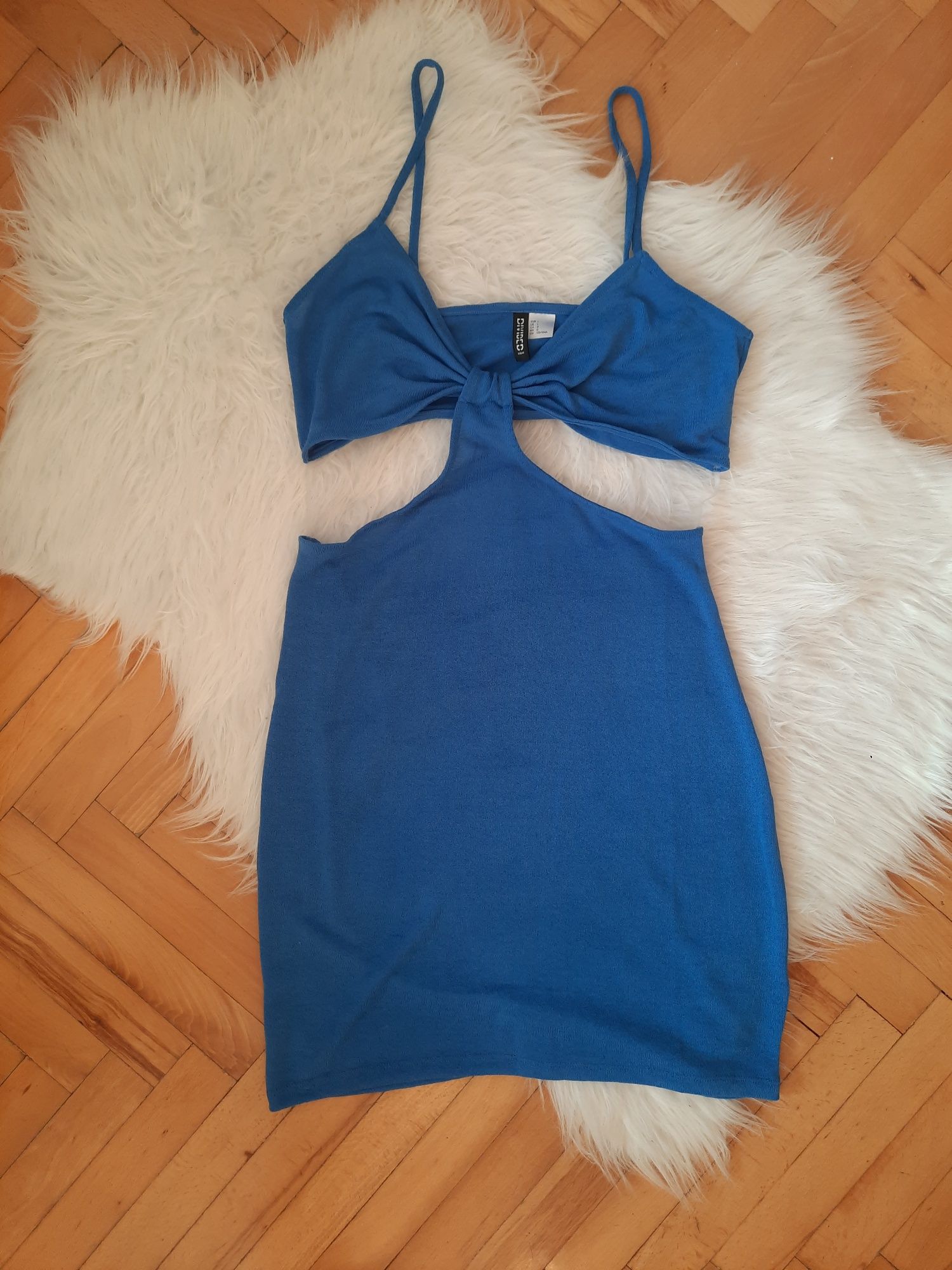 Śliczna sukienka H&M