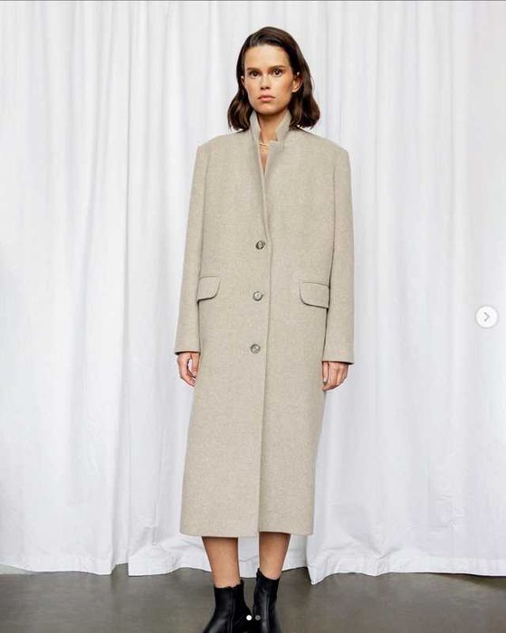 Світло-сіре вовняне пальто daff