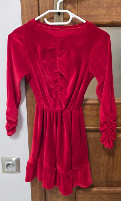 Sukienka 122 128 czerwona świąteczna welurowa
