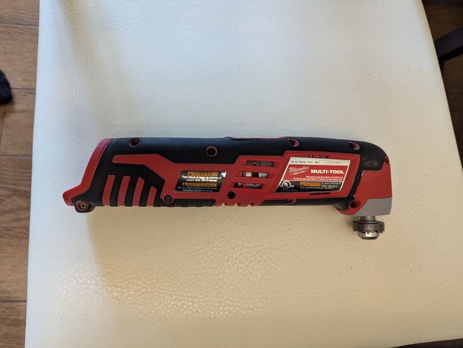 Реноватор Milwaukee m12