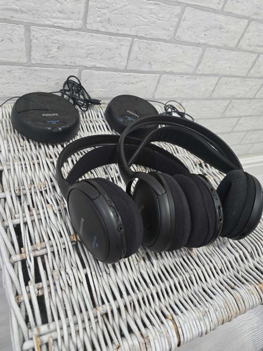 2 x Słuchawki nauszne PHILIPS SHC5200/10 Hi-FI Czarny-nie łączą się.