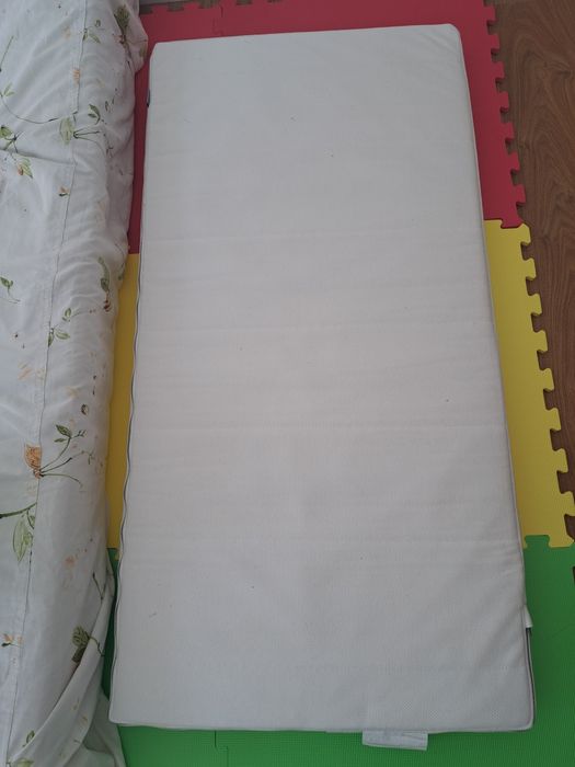 Colchao de berço KRUMMELUR ikea