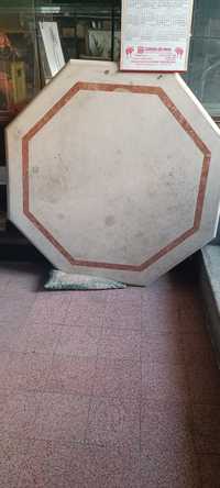 Mesa hexagonal Mármore