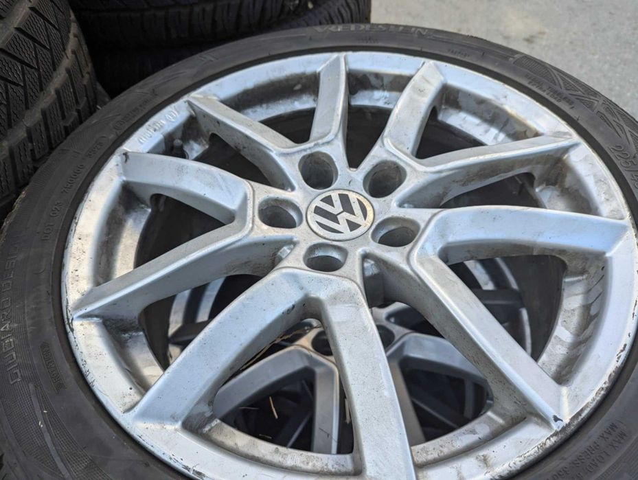 VW DEZENT opony zimowe Vredestein Wintrac PRO 225/45R17 94 V XL r.2023