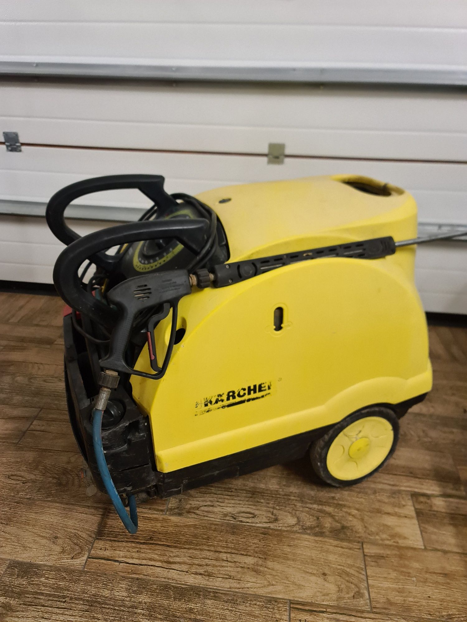 Karcher HDS 558 Eco myjka nilfisk kranzle ciepła woda