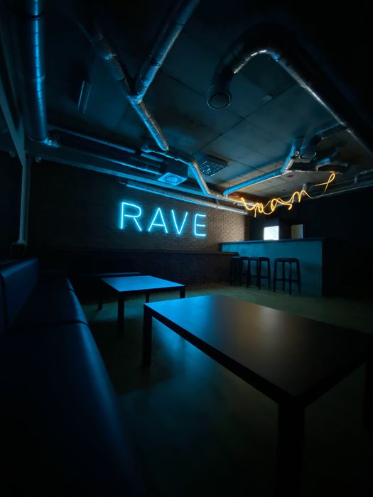 KLUB/LOKAL Na Wyłączność, URODZINY, 18-stke, Imprezy Firmowe, taneczna