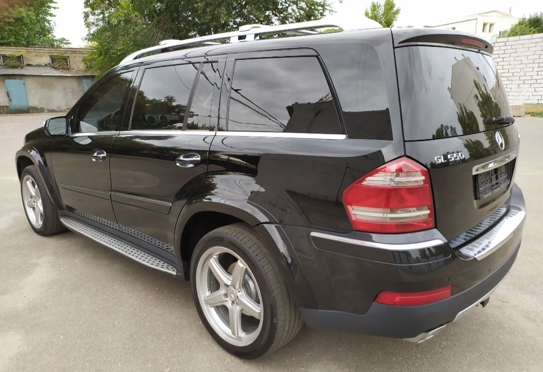 Mercedes Benz GL 550 4MATIC RESTYLING. 2009 г.