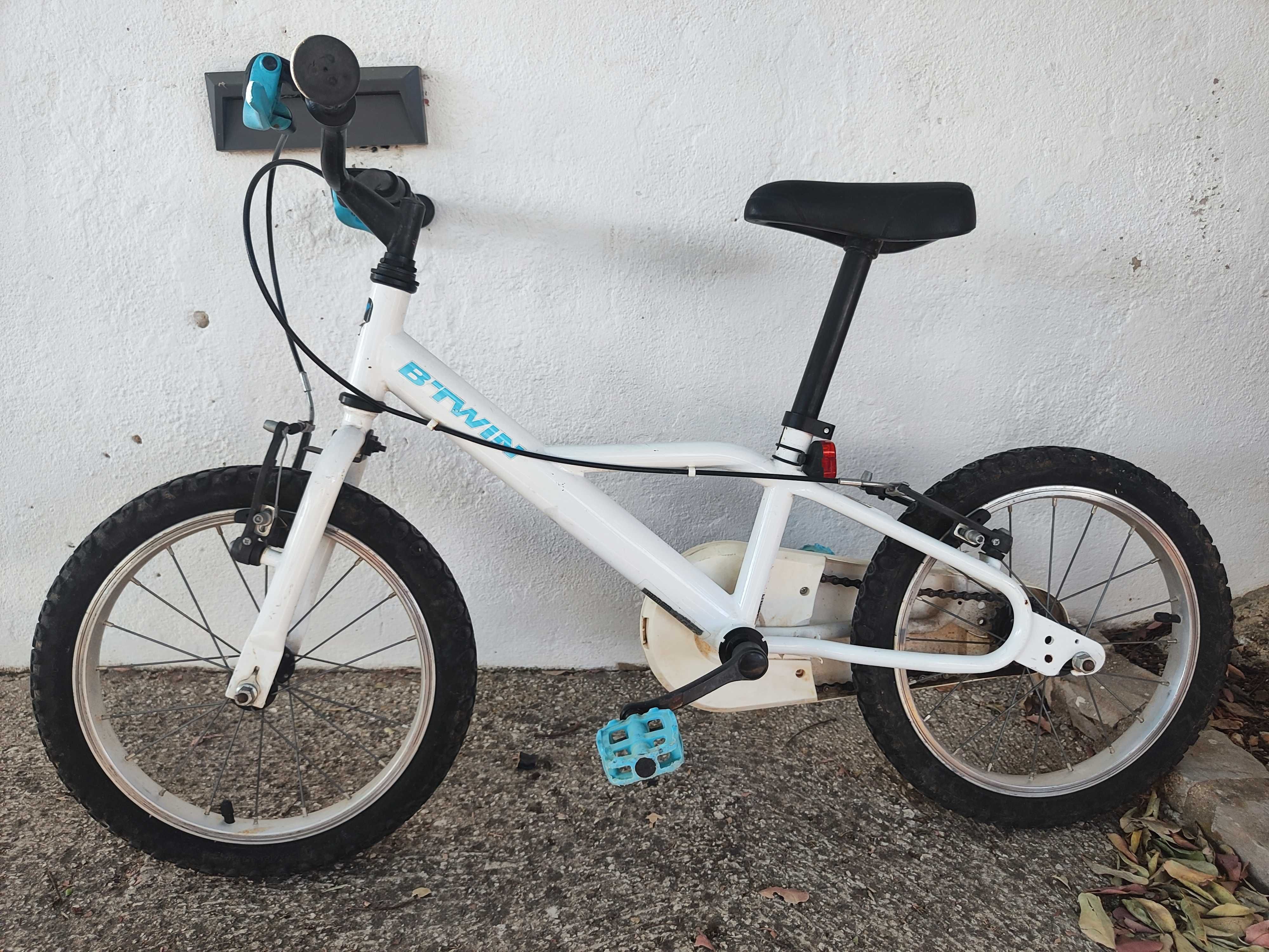 Vendo Bicicleta de Criança - BTWIN Branco 16'