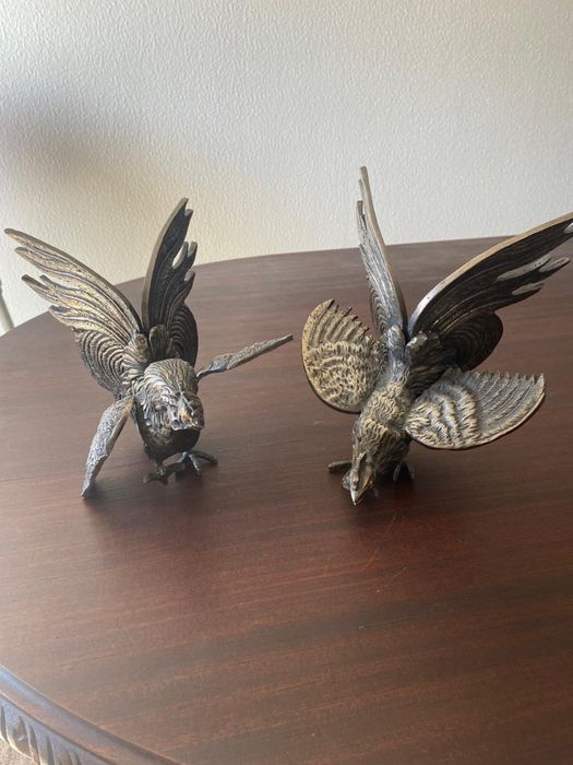 Galos de decoracao em bronze