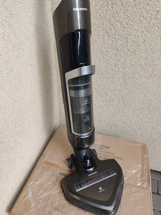 Пилесос з Німеччини. Акумуляторний і провідний