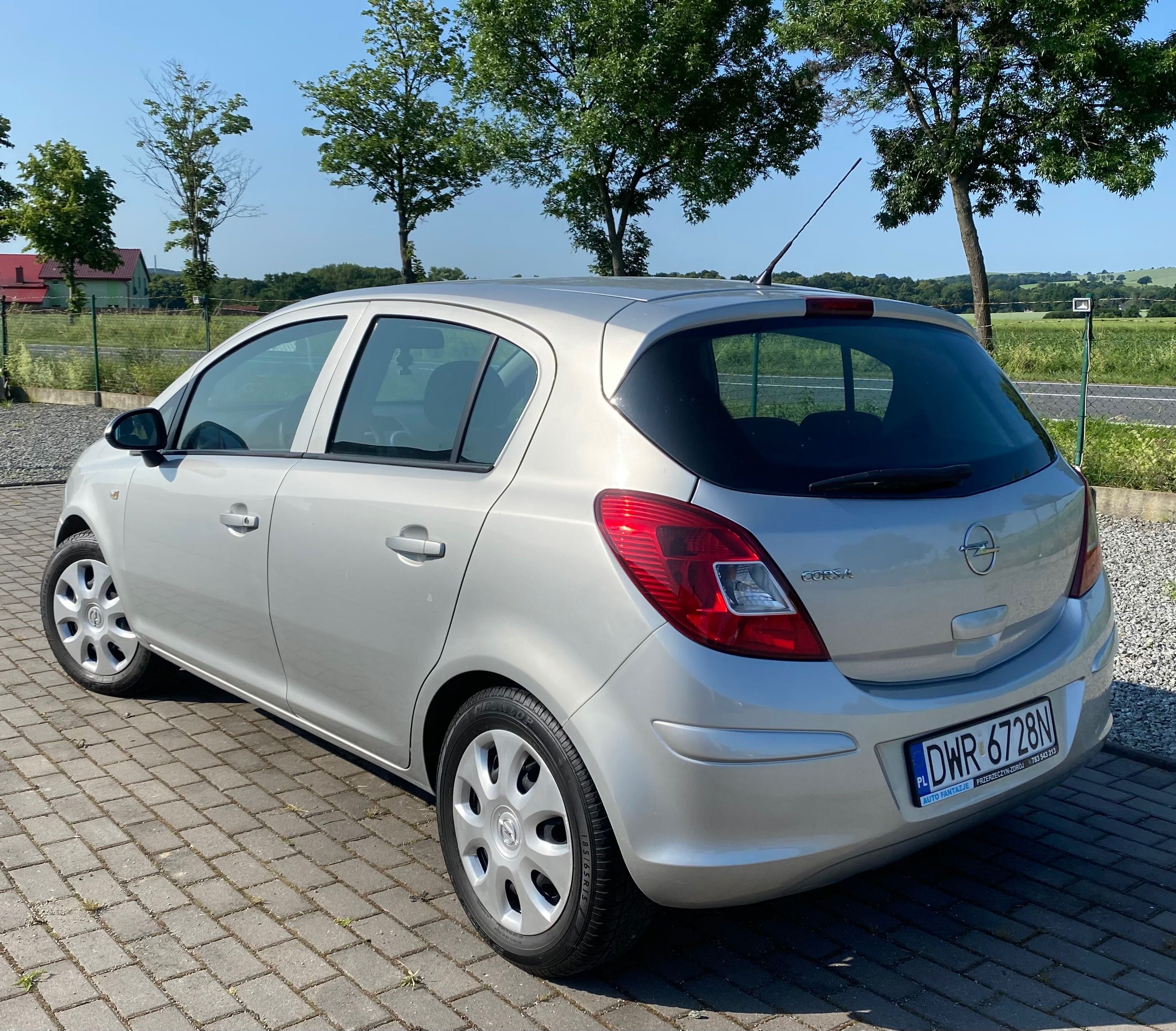 Opel Corsa klimatyzacja bez korozji zadbana