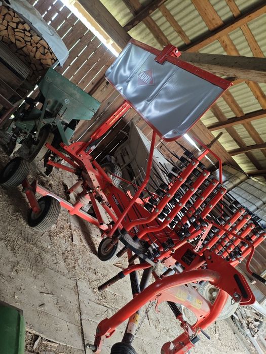 Zgrabiarka kuhn Ga 4201