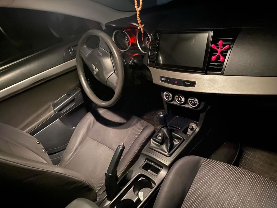 Продам Mitsubishi Lancer