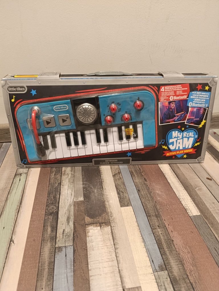 Pianino Little Tikes keyboard dla dzieci mikrofon Bluetooth