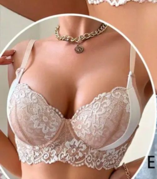 Бюстгальтер на тонком поролоне,новый