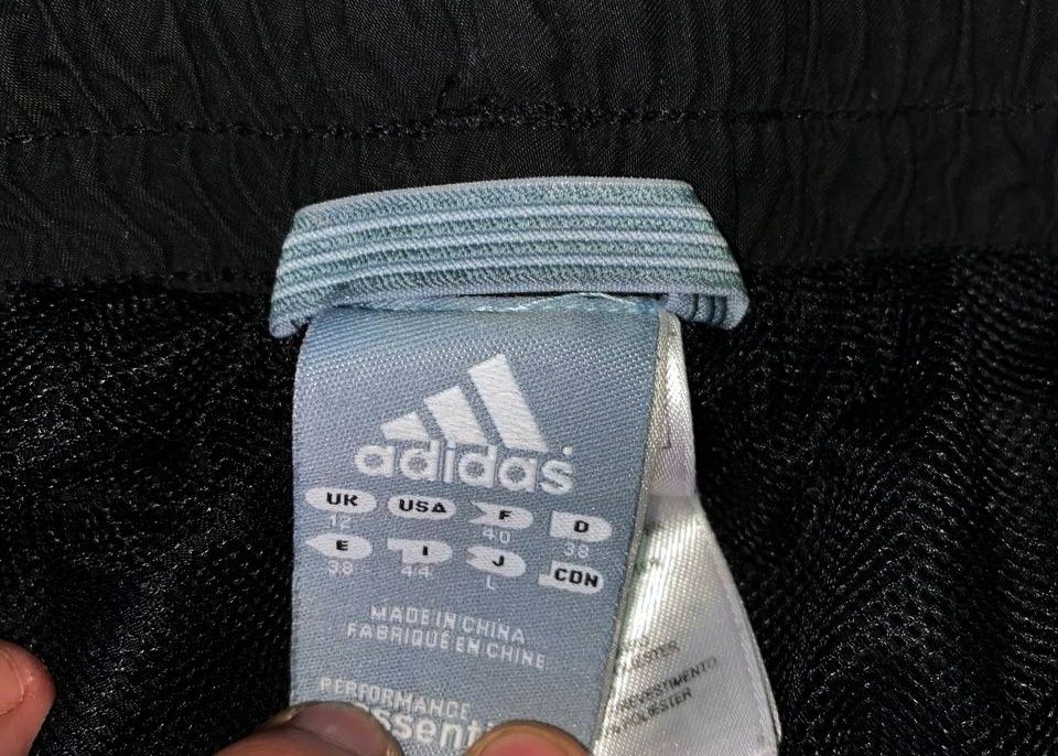 ‼️SALE‼️Нейлонові штани Adidas, L