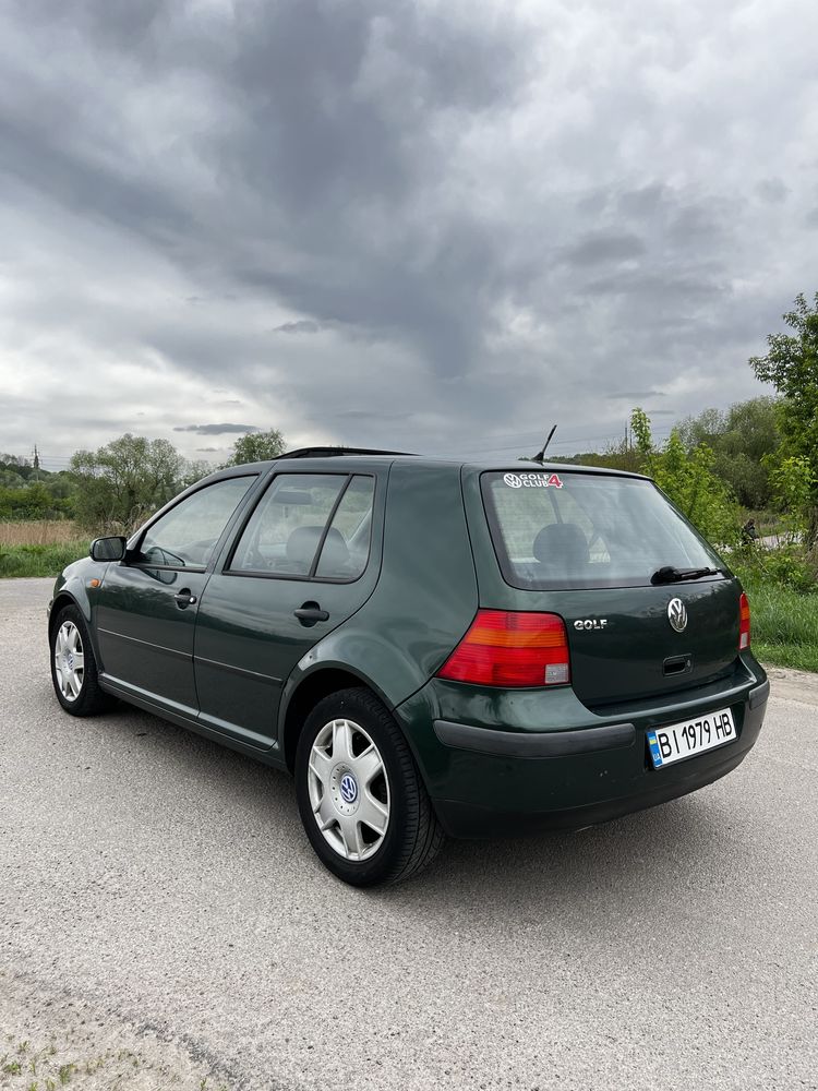 Volkswagen Golf 4