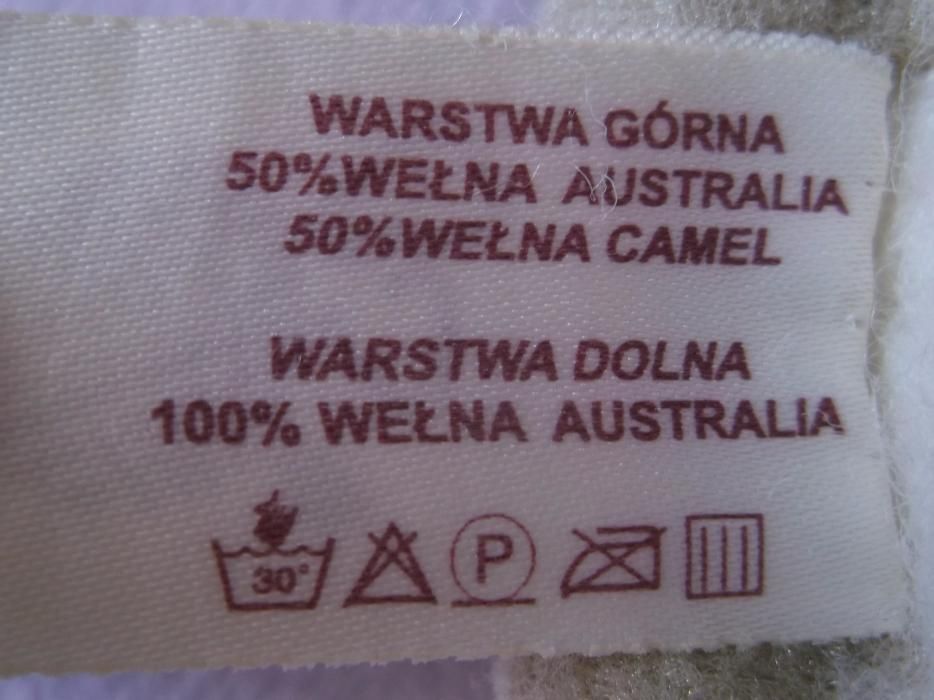 Naturalna Kołdra Wełniana Camel Merynos Australijski 2 Poduszki Gratis