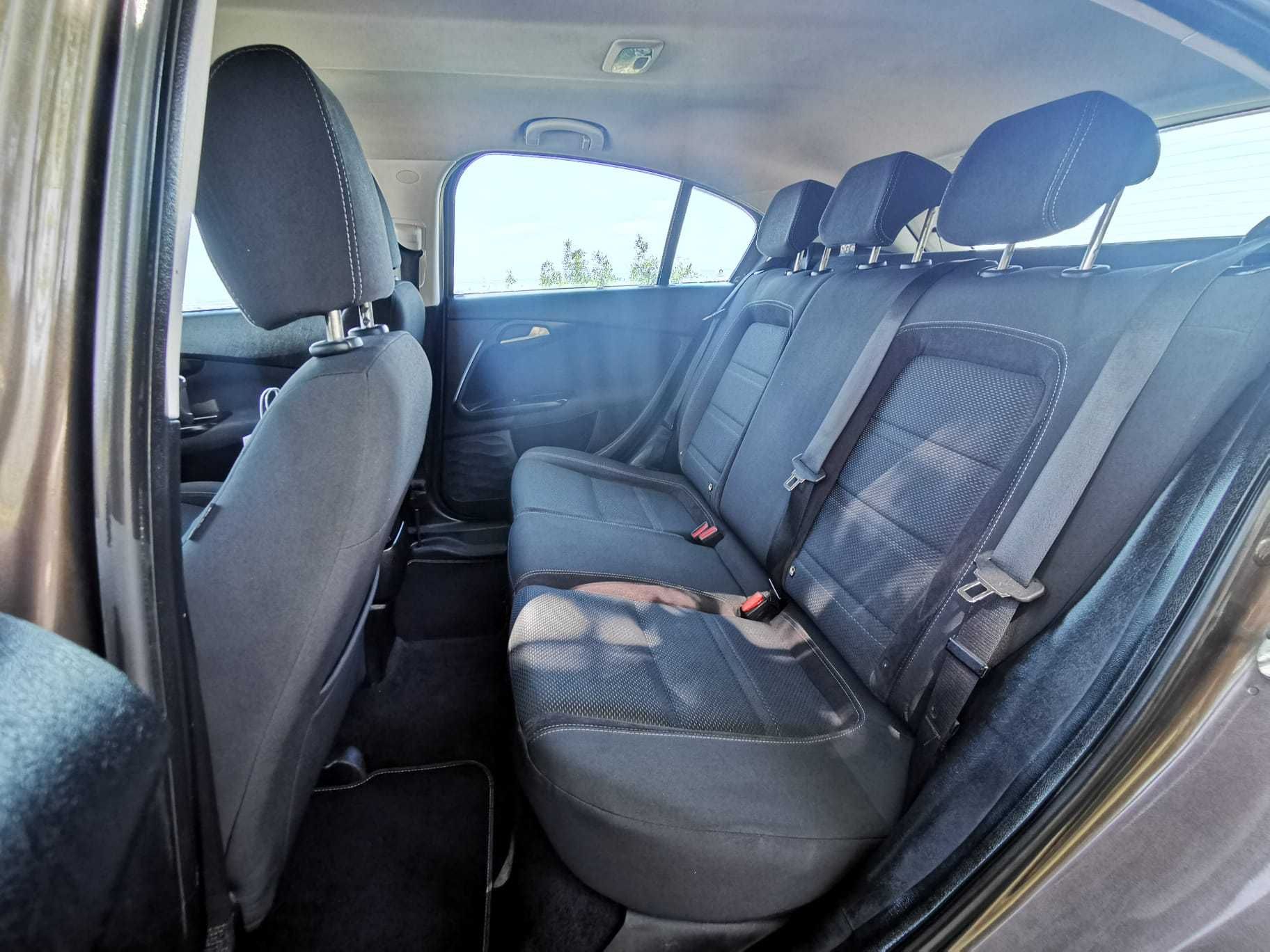 Fiat Tipo 1.6 M-Jet Lounge Tech DCT