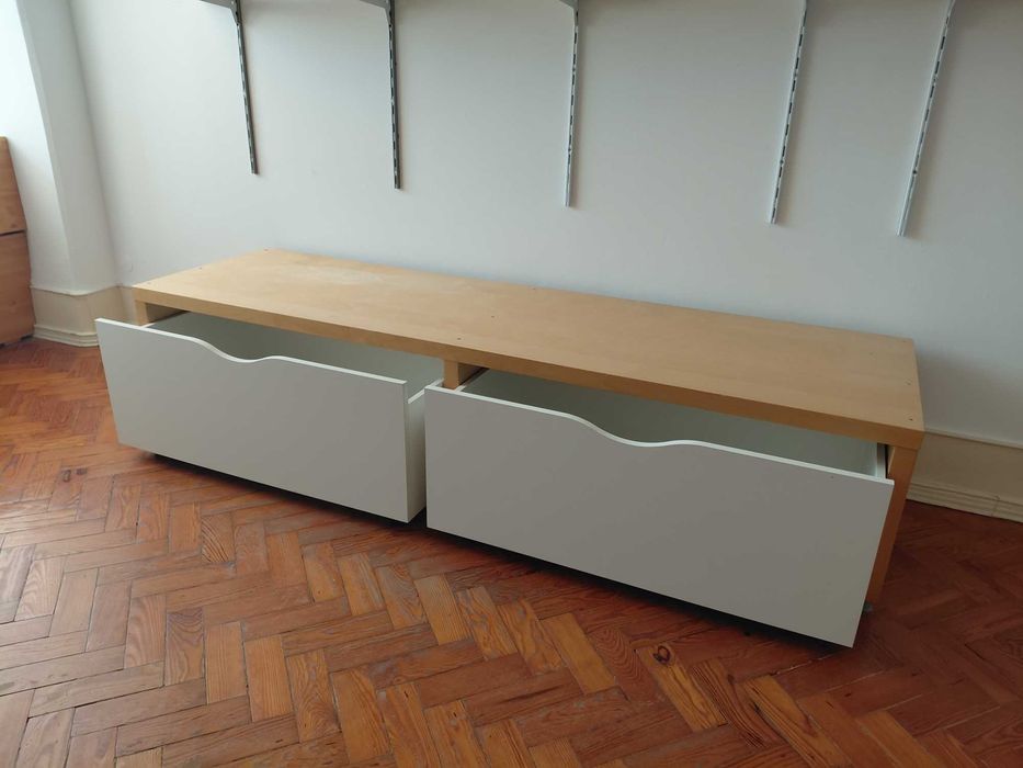 Móvel de TV Ikea Sideboard
