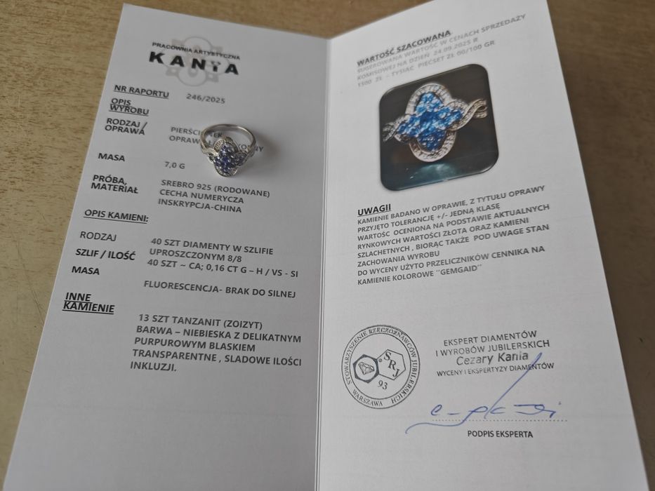Sprzedam piękny srebny pierścionek z diamentami ta Tanzanitami+sertyf.