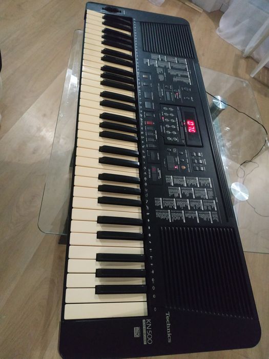 Techniics KN500 Продам Синтезатор