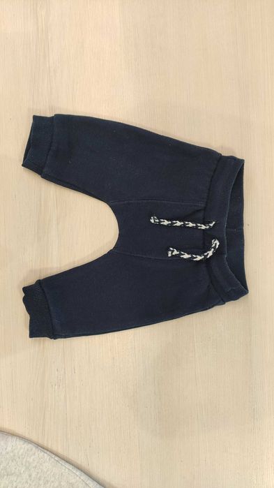 2x spodnie dresowe F&F - rozm. 62